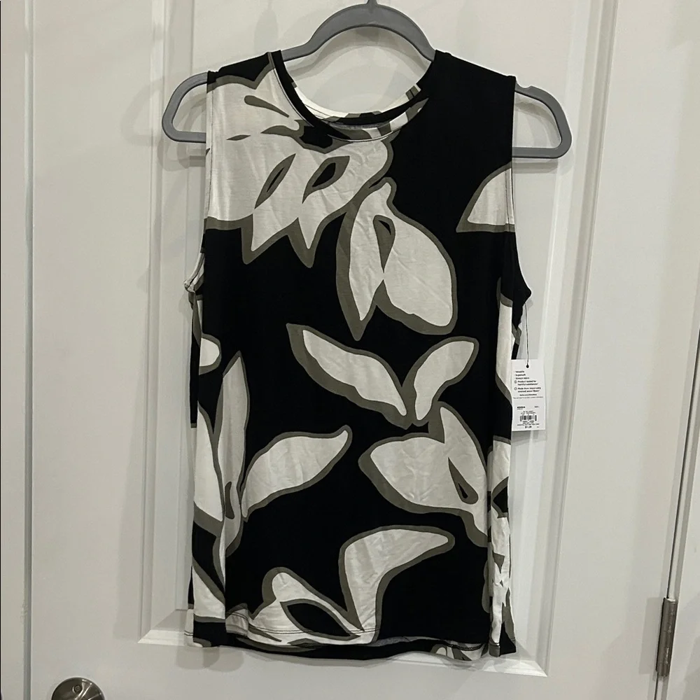 Bundle of Nine West Soft-Spun Abstract Patterned Sleeveless Tank Tops - Picture 6 of 7